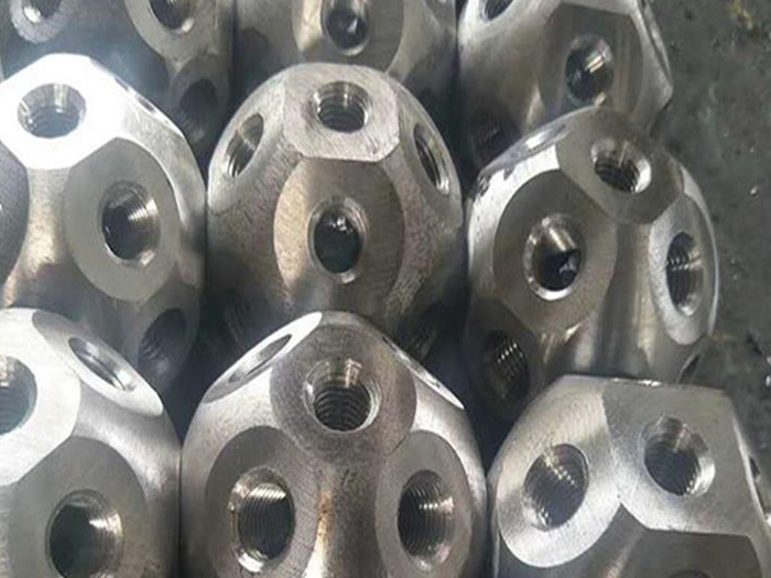 巴音郭楞螺栓球网架杆件制作